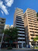 グラビスコート上幟町（802）の外観