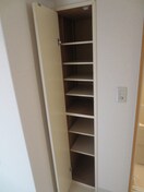 靴箱 片山ビル１０