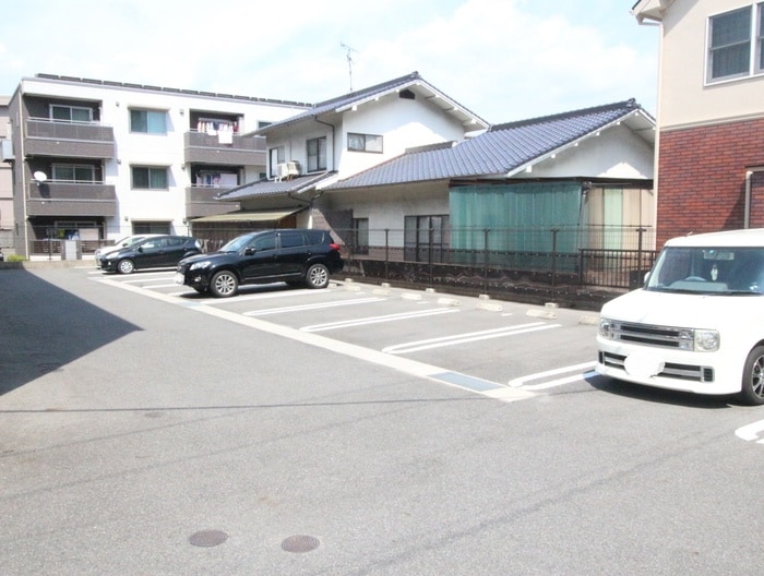 駐車場 フィデール庚午