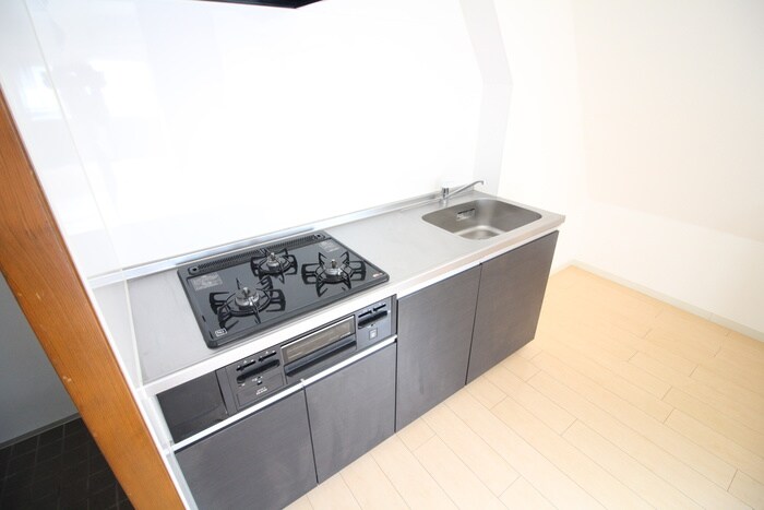 キッチン ノ－ブル平和大通り