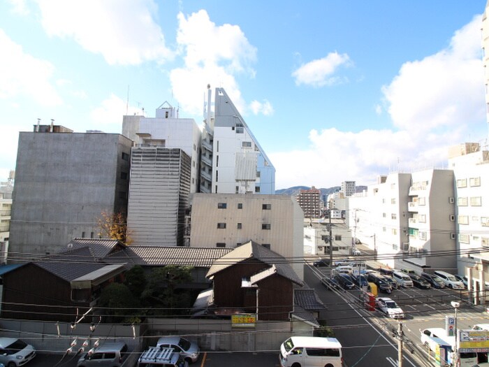 室内からの展望 ノ－ブル平和大通り