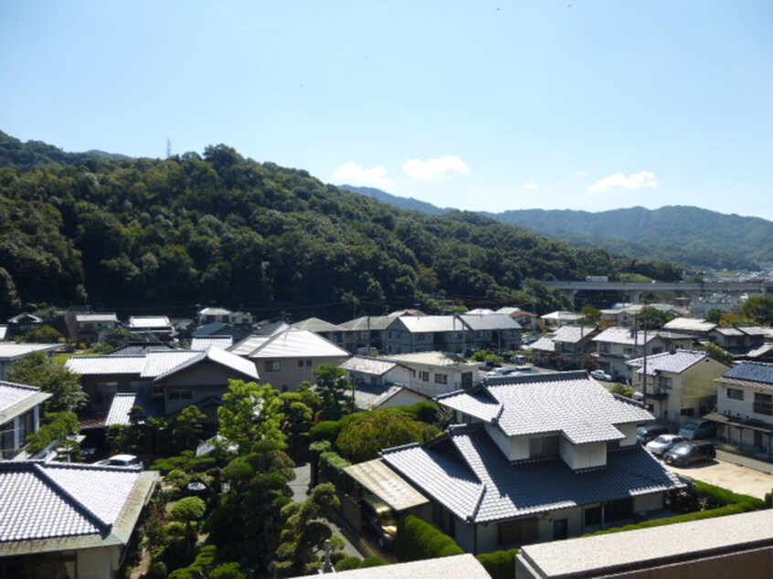 室内からの展望 ハピネス岩田
