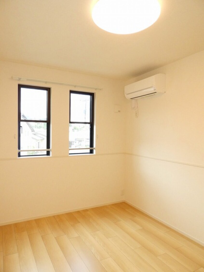 居室 サンウォームⅣ