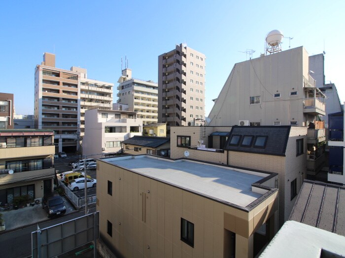 室内からの展望 プログレス本川