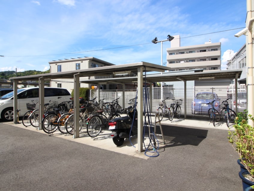 駐輪場 Kafuu Court YAGA