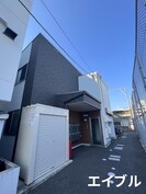 ポルトボヌール参番館の外観