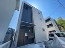 リノリノアパートメントwithA棟の外観