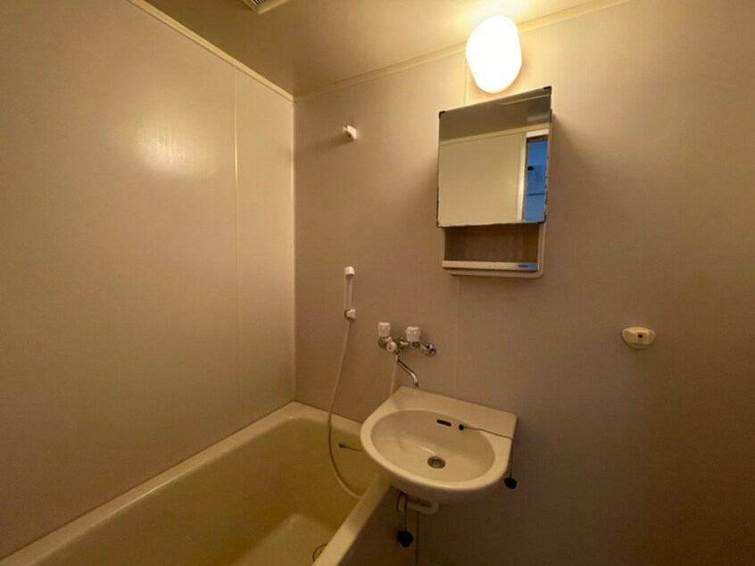 バス／シャワールーム等 Yビル西原