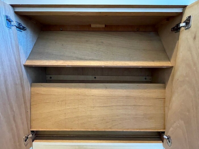 靴箱 Yビル西原