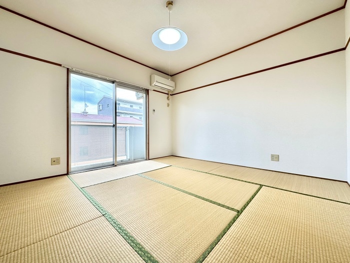 居室 Yビル西原