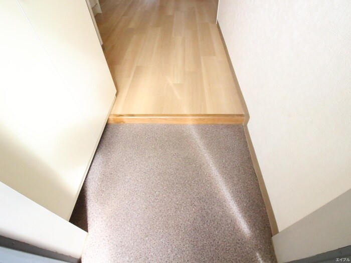 玄関 Yビル西原