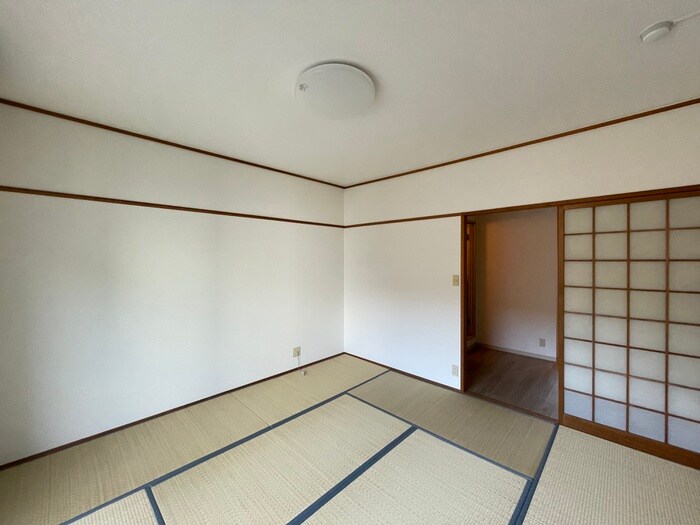 居室 Yビル西原