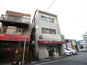 庭尾ビル