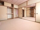 居室 丸石ニ丁目戸建