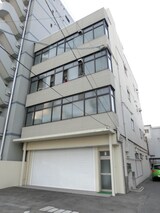 国近ビル