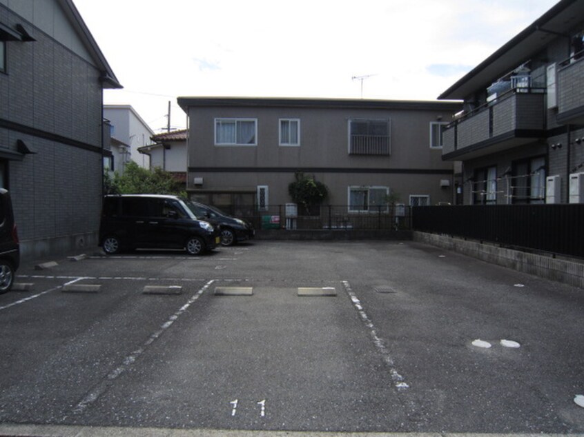 駐車場 ファミール宗本　Ｃ棟