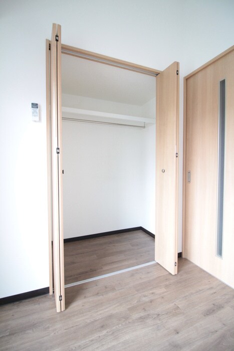 収納 Ｋａｔａｙａｍａ　ＢＬＤＧ２４