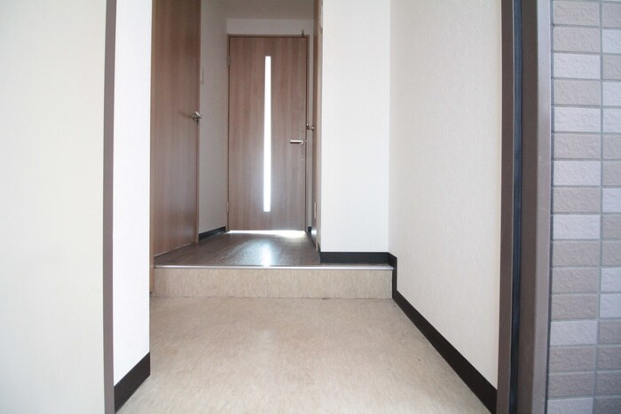 玄関 Ｋａｔａｙａｍａ　ＢＬＤＧ２４