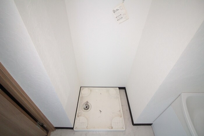 洗濯機置場 Ｋａｔａｙａｍａ　ＢＬＤＧ２４