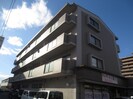 ファミール昭栄の外観