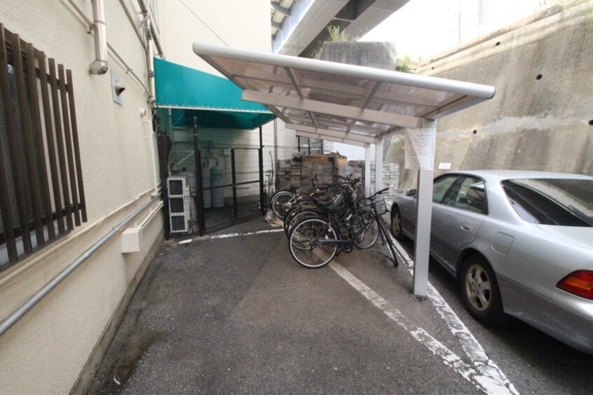 駐輪場 横川商店街ビルＡ棟