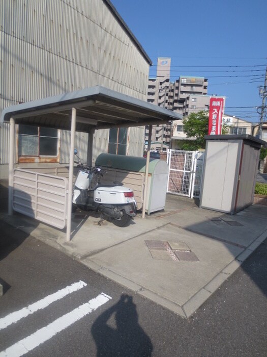 駐輪場 デフィー大町