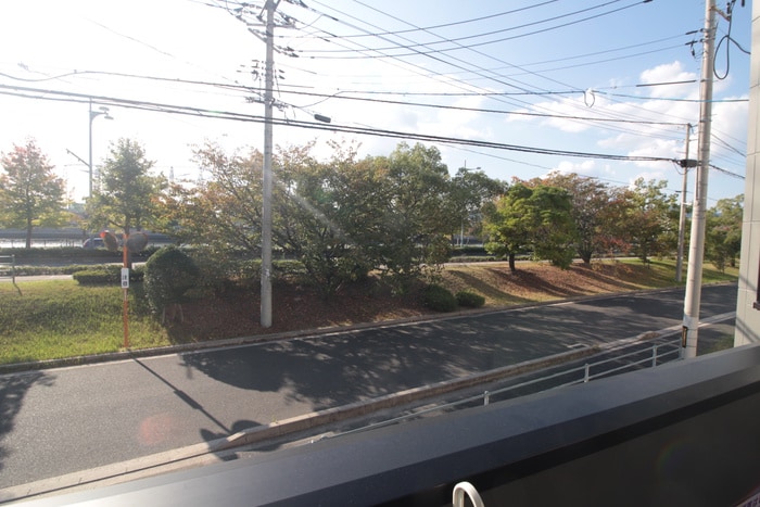 室内からの展望 リノリノアパートメント千田