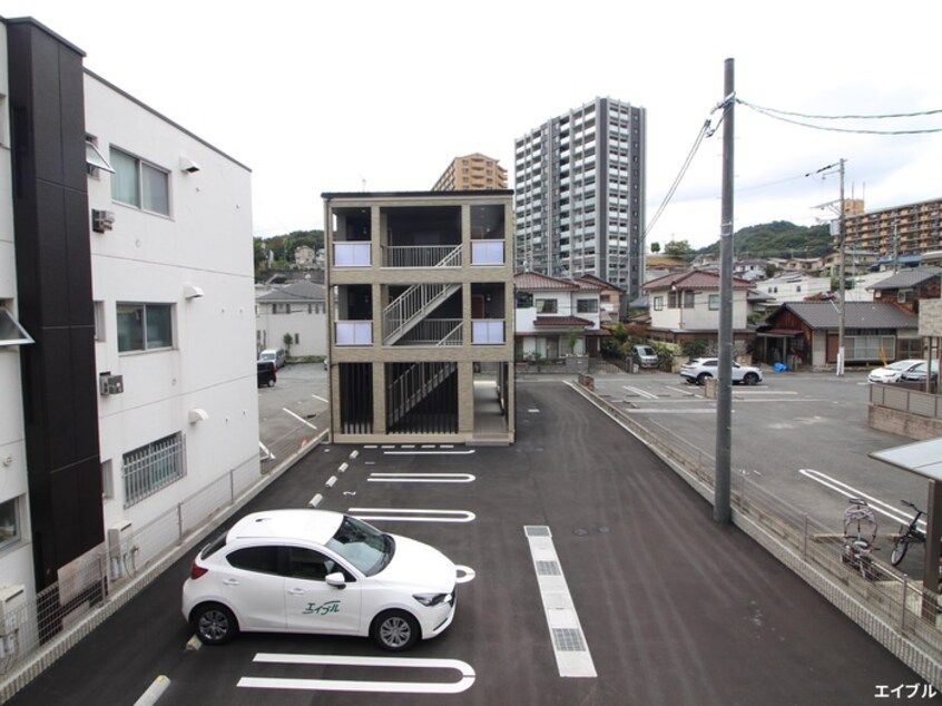 室内からの展望 レイル　ヤード　中山　Ⅱ