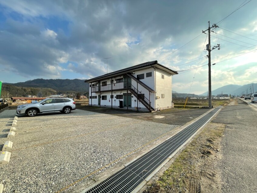 駐車場 ベラ・フォレスタ千代田