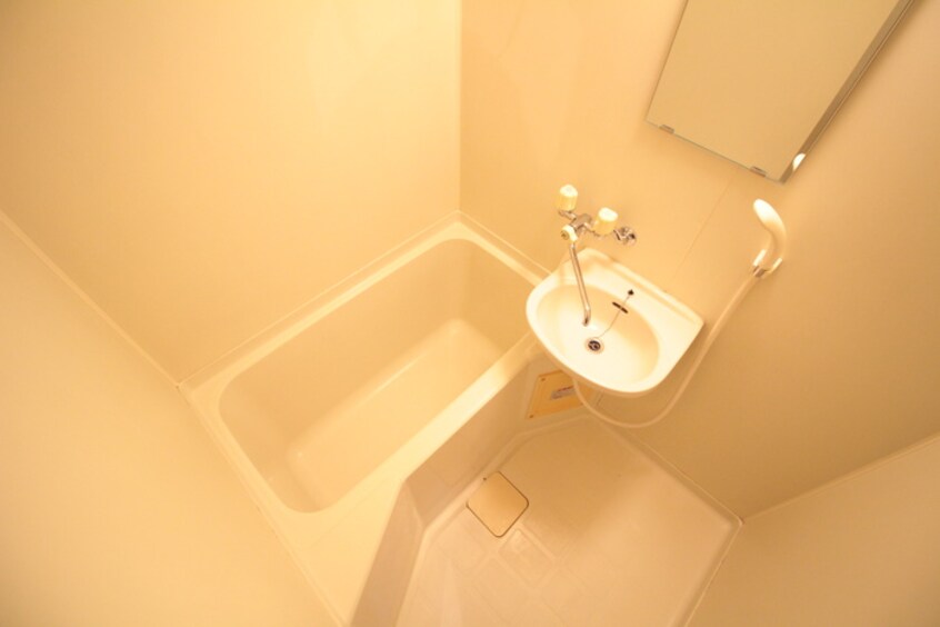 バス／シャワールーム等 スリーゼ白島