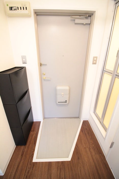 玄関 スリーゼ白島