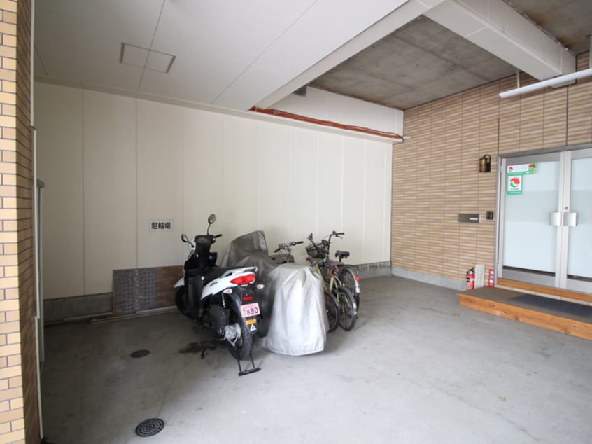 駐輪場 フェニックス21