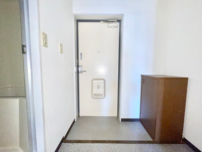 玄関 コーポ溝手