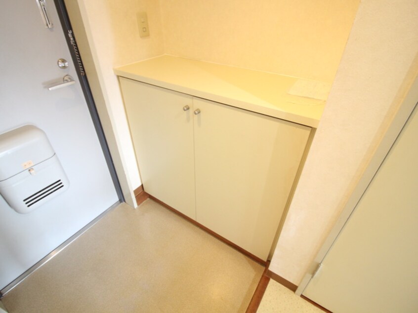 靴箱 ライブコープ矢野