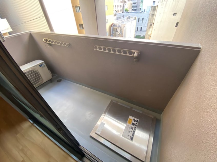 ベランダ・バルコニー ビラシャルレ