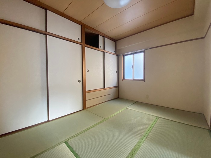 居室 ビラシャルレ