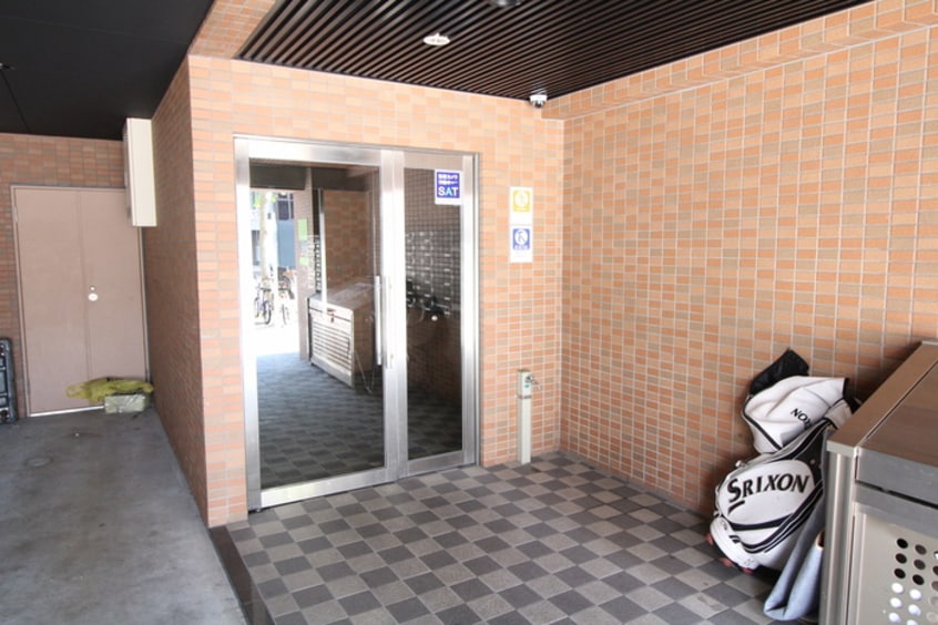 エントランス部分 センテニアル東平塚