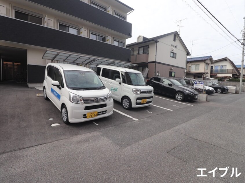 駐車場 ゴール・D・ロジャー