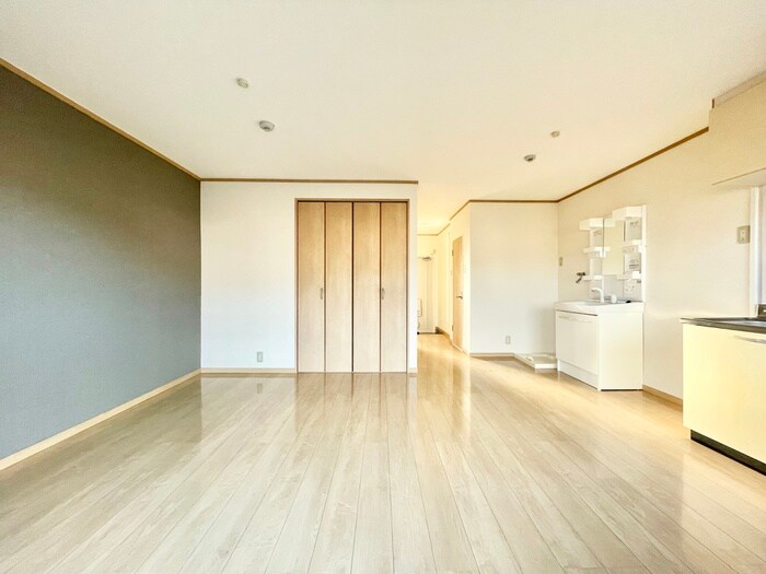 居室 山田ビル