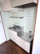 キッチン アトラス昭和町
