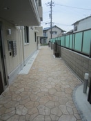 エントランス部分 ﾌｧｲﾌﾞｽﾘｰ