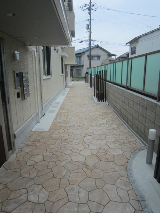 エントランス部分 ﾌｧｲﾌﾞｽﾘｰ