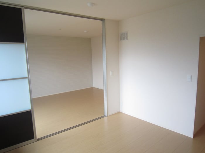 居室 ﾌｧｲﾌﾞｽﾘｰ