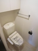 トイレ ﾌｧｲﾌﾞｽﾘｰ