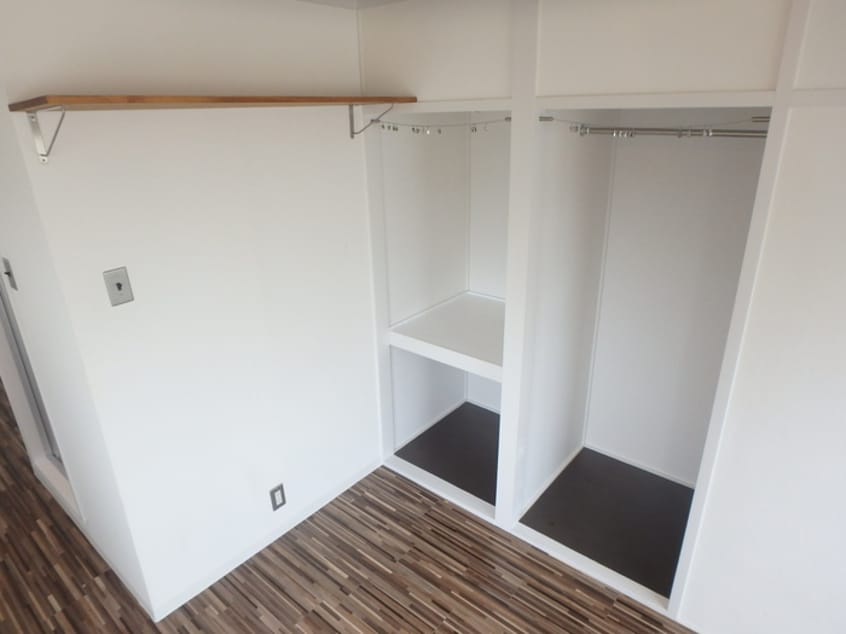 収納 西原ビル