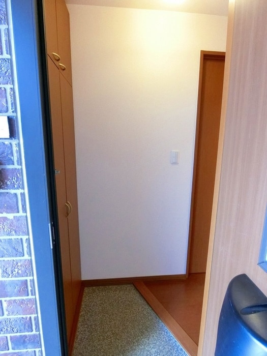 玄関 ウィルモア　Ｂ棟