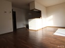 居室 ＣＯＵＲＴ皆賀