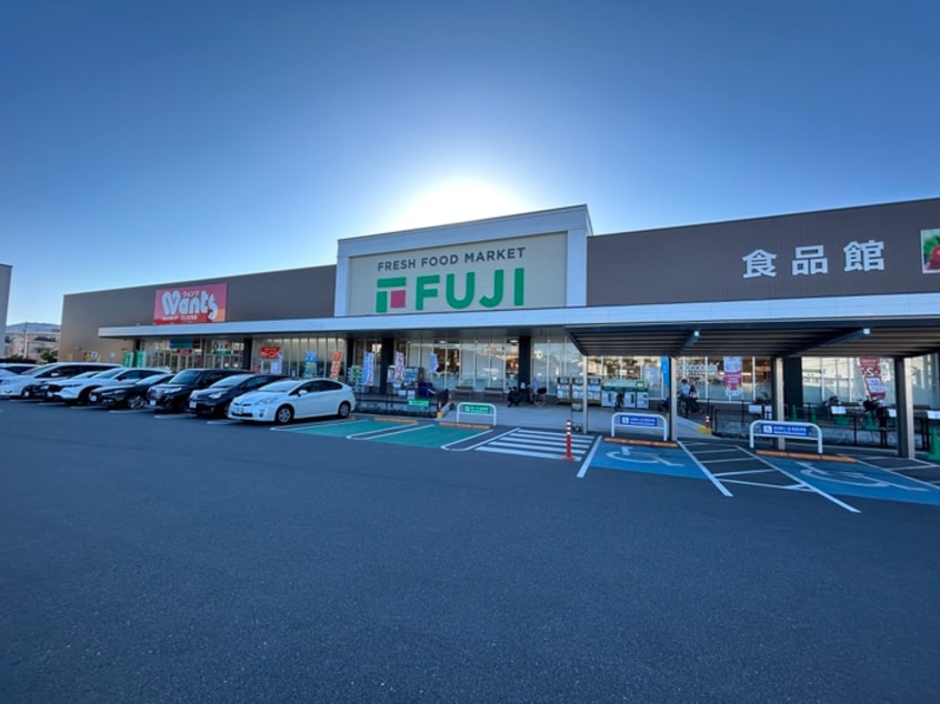 フジ　古市店(スーパー)まで300m コンテⅢ　祇園