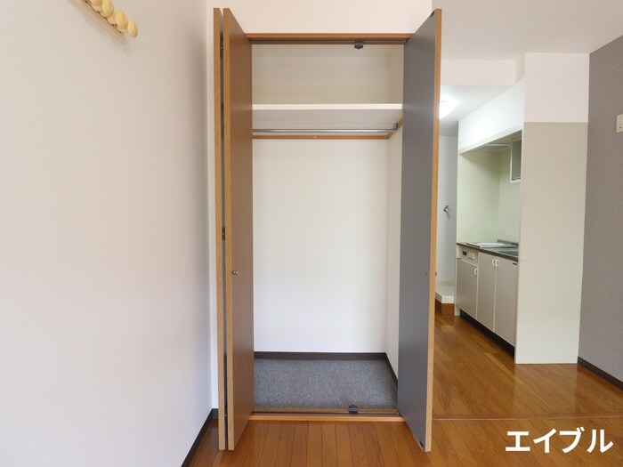 収納 ロワールタケウチ