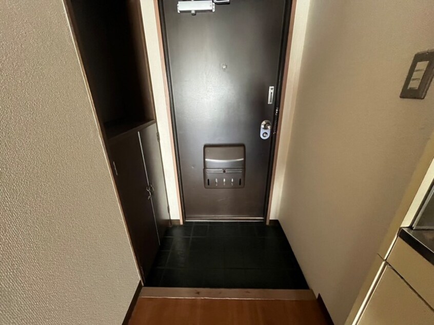 玄関 ヴェル八丁堀（９０５）